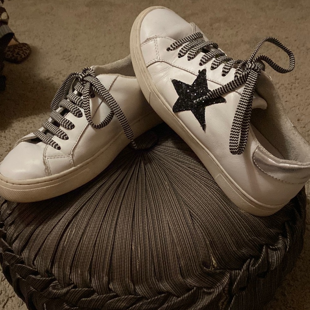 Steve Madden black glitter star sneaker